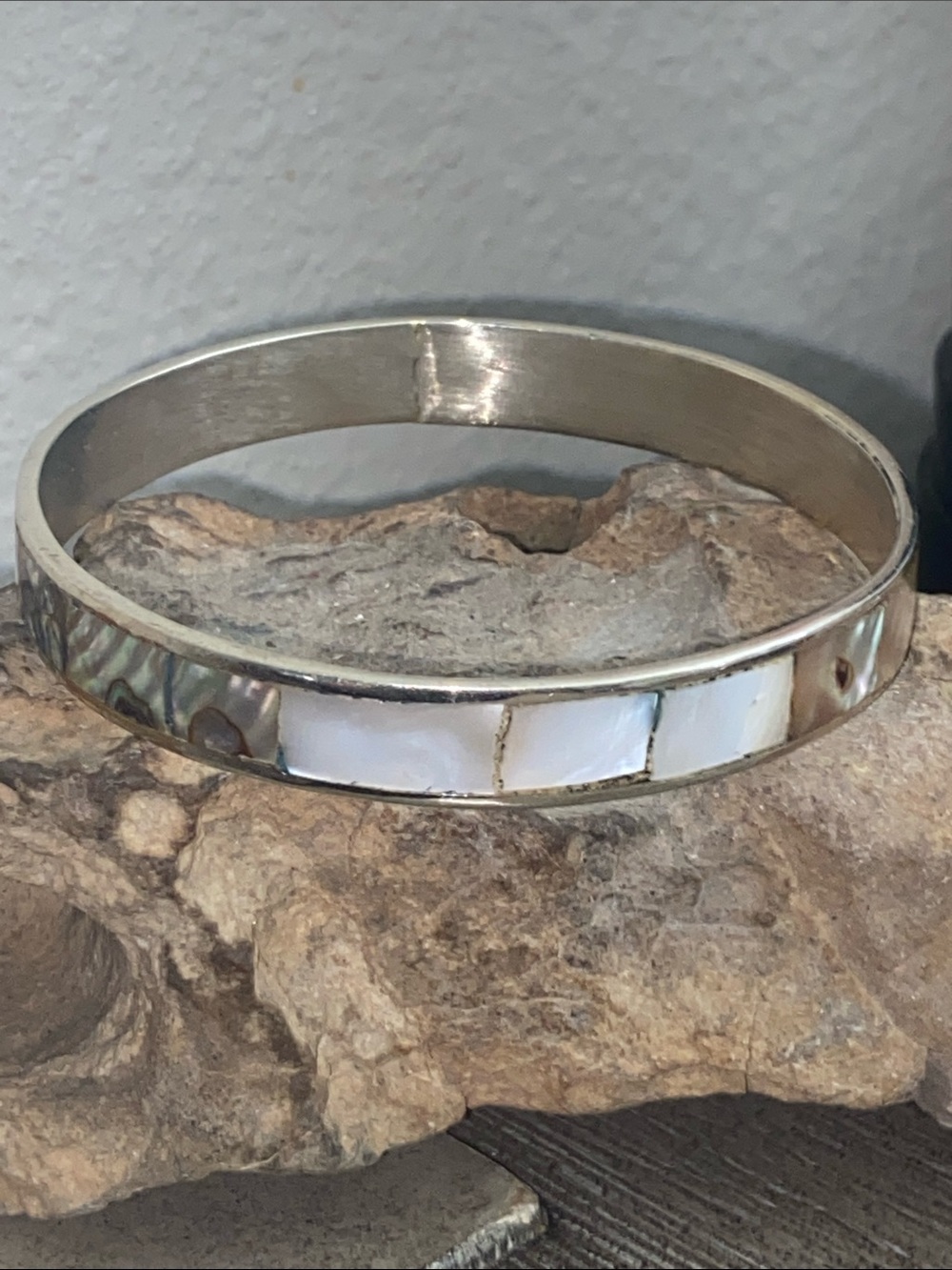 Vintage 70s ALPACA Silver Mother of Pearl & Abalone Bangle Bracelet